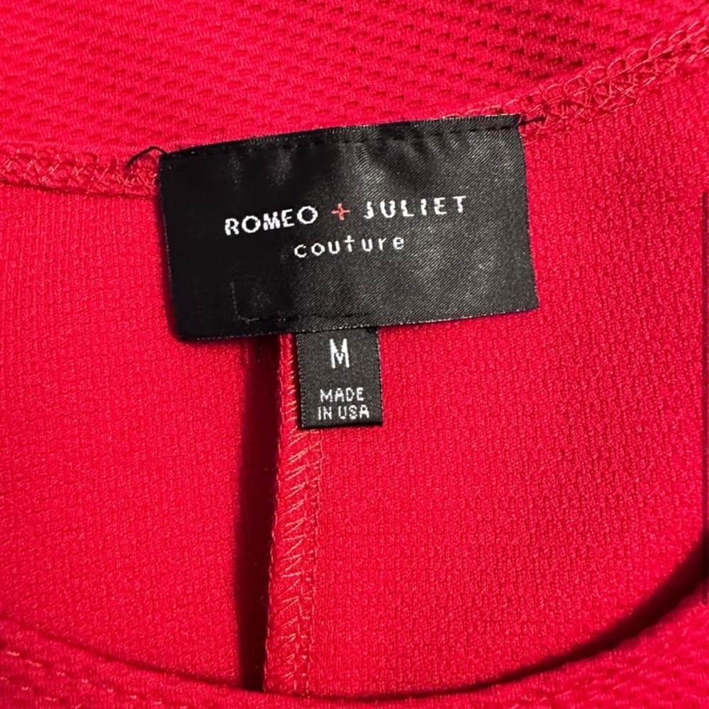 Romeo & Juliet Couture Red Racerback Mini Dress. Size Medium - Picture 3 of 3